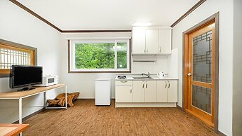 Pocheon Bearhill Pension