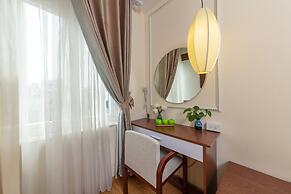 Golden Legend Boutique Hotel