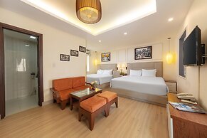 Golden Legend Boutique Hotel
