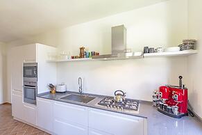 The Tower With Amazing View Shared Pool