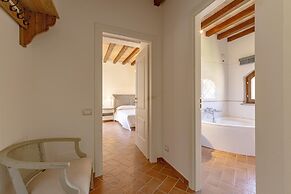 The Tower With Amazing View Shared Pool