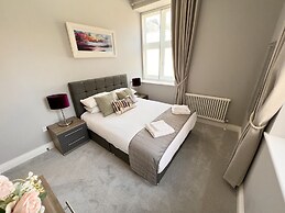 Windsor Castle Apartments