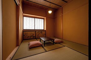 BYAKU Narai
