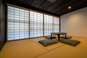 BYAKU Narai