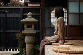 BYAKU Narai