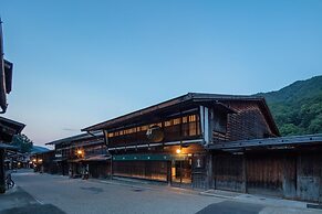 BYAKU Narai