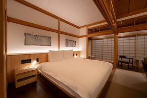 BYAKU Narai