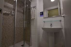 Hotel Blauet by Bossh Hotels