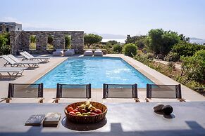 Antiparos Luxury Villas