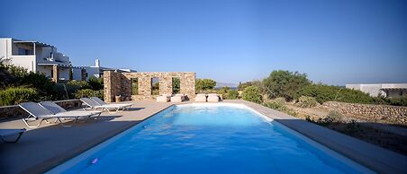 Antiparos Luxury Villas