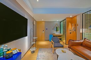 Shenzhen East Railway And Buji Subway Station Ranch Hotel