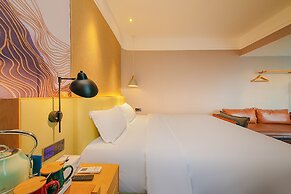 Shenzhen East Railway And Buji Subway Station Ranch Hotel