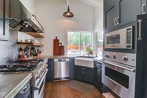 1155 Hymettus Ave 4 Bedroom Home by Redawning