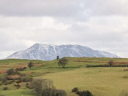 Orsedd Wen Farmhouse