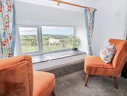 Orsedd Wen Farmhouse