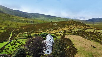 Cwm
