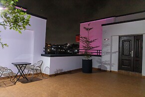 Washington Court - Deluxe One Bedroom Apartment