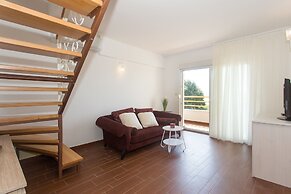 Summer Seaside Pearl Apartment Kastela