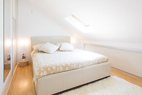 Summer Seaside Pearl Apartment Kastela