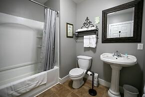 Nauvoo Temple House Hotel