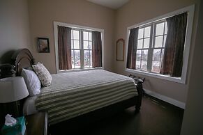 Nauvoo Temple House Hotel
