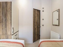 Broadland Sands Lodge