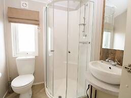 Broadland Sands Lodge