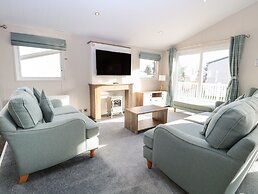 Broadland Sands Lodge