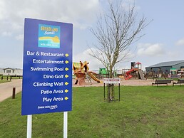 Broadland Sands Lodge