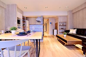 Lux 2BR Penthouse Imperial Palace 7pax 3mins Sub