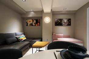 Real Life Kudanshita Chic 2-bedroom 6pax 3mins sub