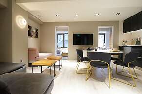 Real Life Kudanshita Chic 2-bedroom 6pax 3mins sub