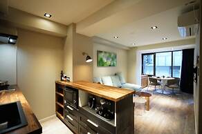 Real Life Kudanshita Posh 1-bedroom 5pax 3mins sub