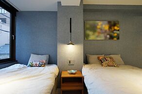 Real Life Kudanshita Posh 1-bedroom 5pax 3mins sub