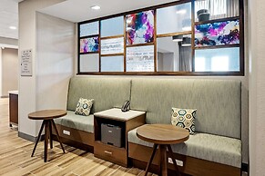 Hampton Inn & Suites Cincinnati West