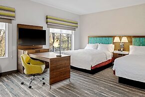 Hampton Inn & Suites Cincinnati West