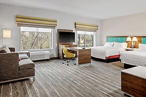 Hampton Inn & Suites Cincinnati West