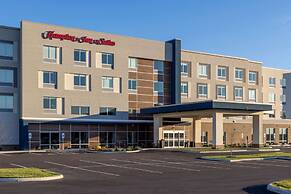 Hampton Inn & Suites Cincinnati West