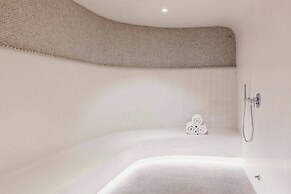 Courtyard By Marriott Batumi