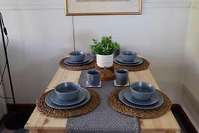 1 Bed Cabin - Sleeps 2 - 15 Mins From Lyme Regis