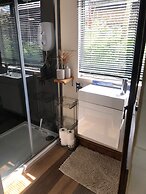 Cozy and Peaceful Cabin 15 Mins From Lyme Regis