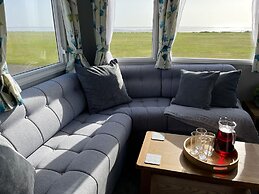 Charming 2-bed Cottage in Morecambe