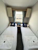 Charming 2-bed Cottage in Morecambe