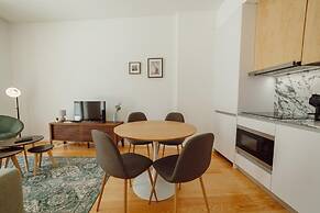 Courtyard Oporto Design Apartment C With Terrace