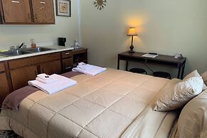 Love Hotels St John River by OYO at Fort Kent ME
