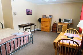 Love Hotels St John River by OYO at Fort Kent ME