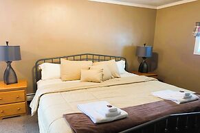 Love Hotels St John River by OYO at Fort Kent ME