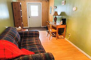 Love Hotels St John River by OYO at Fort Kent ME