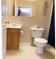 Love Hotels St John River by OYO at Fort Kent ME