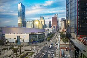 Moxy Downtown Los Angeles